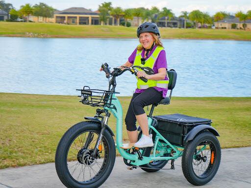 How Seniors Can Improve Their Fitness with an Electric Tricycle